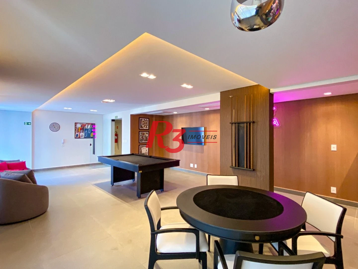 Apartamento com 1 suíte + lavabo -  à venda, 59 m² por R$ 890.000,00 - Ponta da Praia - Santos/SP