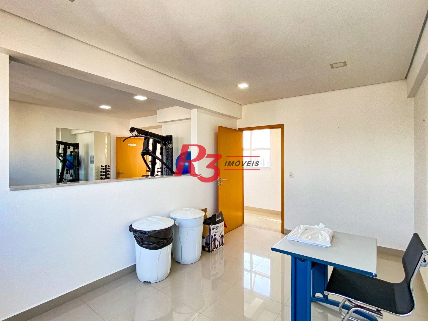 Apartamento com 2 dormitórios para alugar, 81 m² por R$ 5.300,00/mês - Boqueirão - Santos/SP