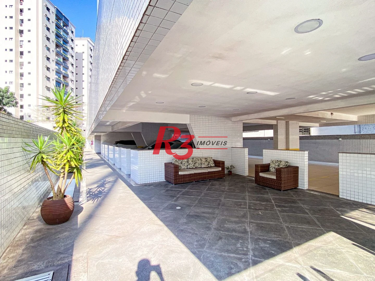 Apartamento com 2 dormitórios para alugar, 81 m² por R$ 5.300,00/mês - Boqueirão - Santos/SP