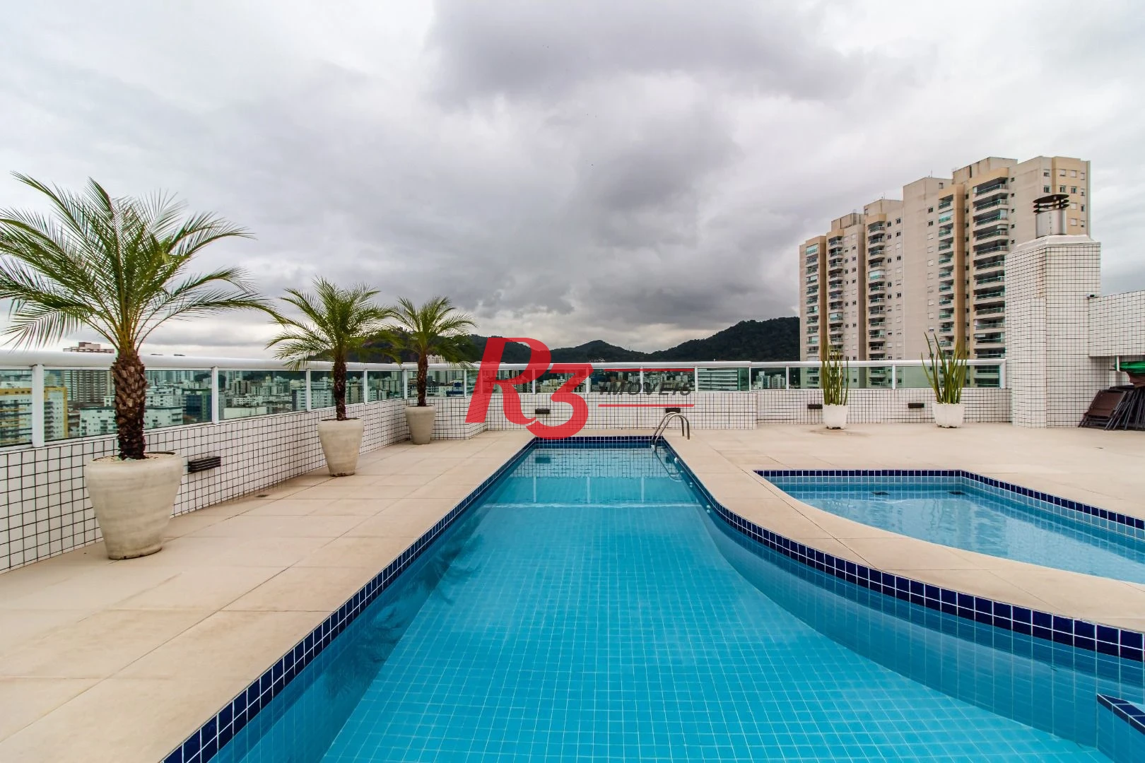 Apartamento com 2 dormitórios para alugar, 87 m² por R$ 5.600,00/mês - Campo Grande - Santos/SP