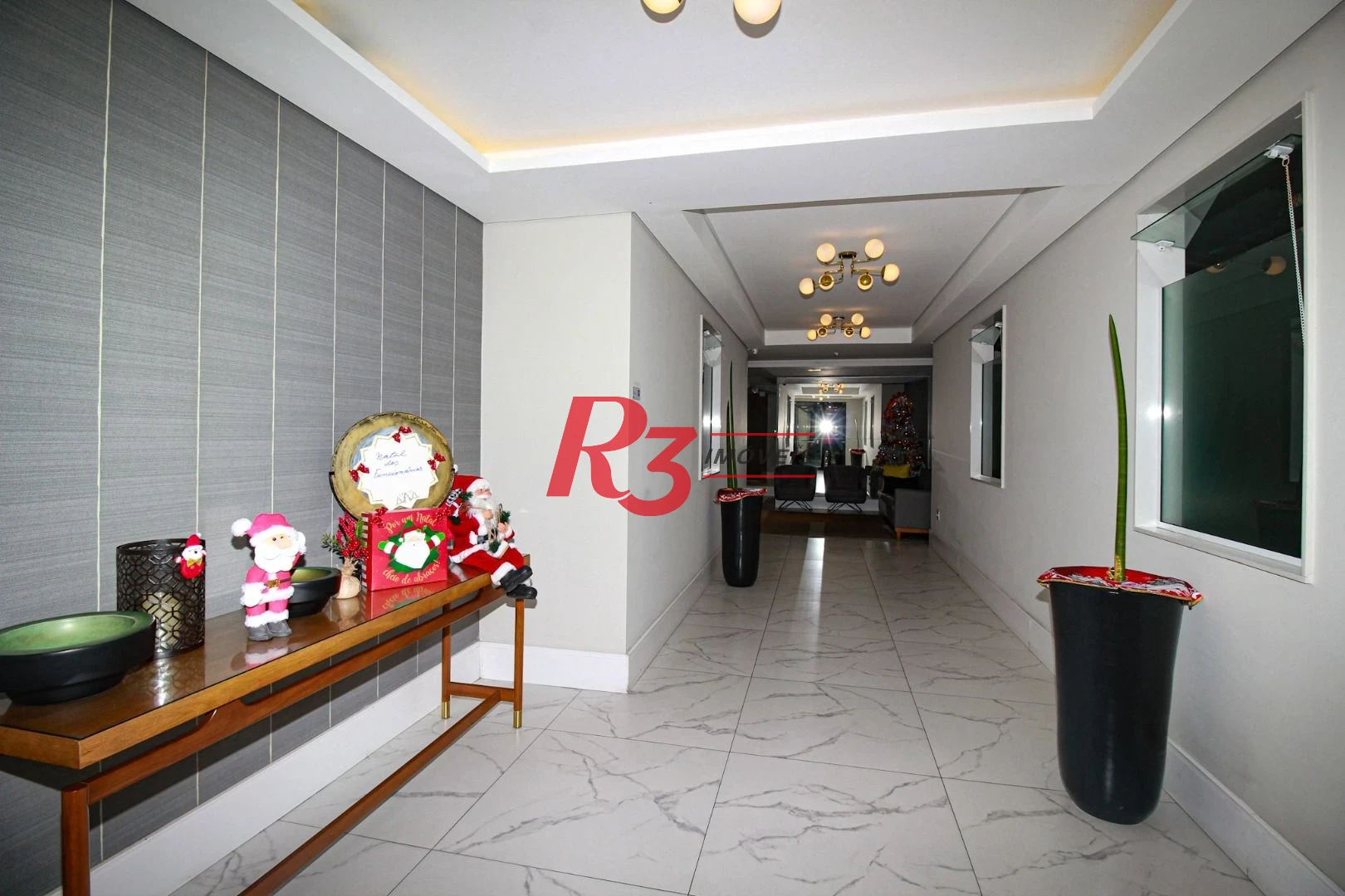 Apartamento com 2 dormitórios à venda, 105 m² por R$ 1.330.000,00 - Embaré - Santos/SP