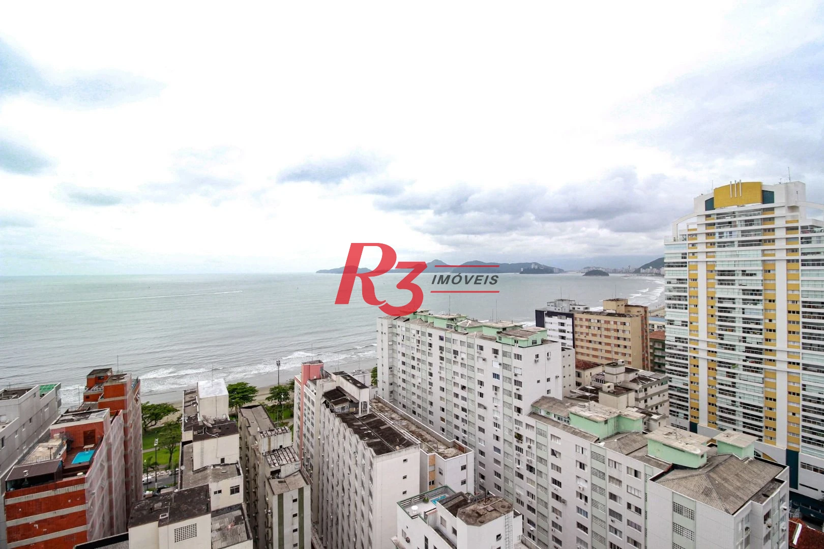 Apartamento com 2 dormitórios à venda, 105 m² por R$ 1.330.000,00 - Embaré - Santos/SP