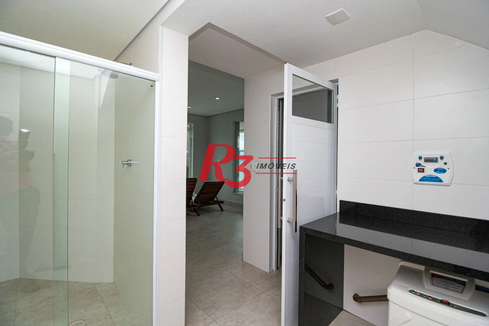 Apartamento com 2 dormitórios à venda, 105 m² por R$ 1.330.000,00 - Embaré - Santos/SP