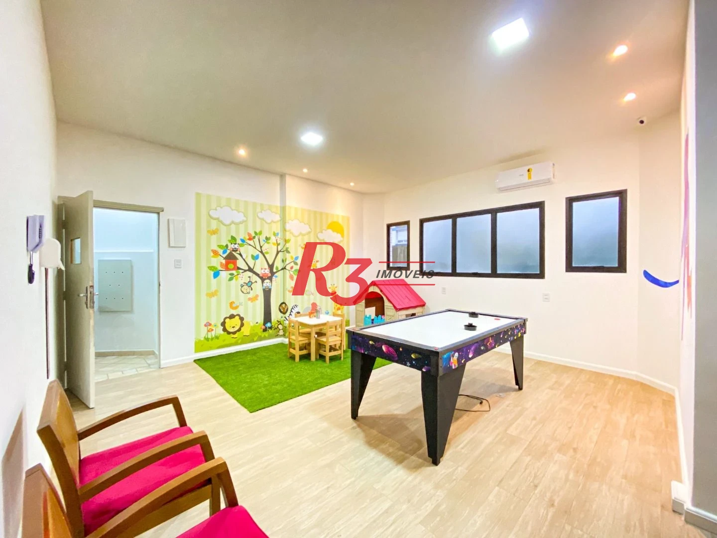 Apartamento com 3 dormitórios para alugar, 158 m² por R$ 8.000,00/mês - Embaré - Santos/SP