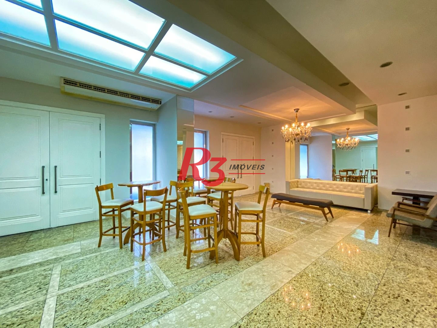 Apartamento com 3 dormitórios à venda, 232 m² por R$ 3.990.000,00 - Embaré - Santos/SP