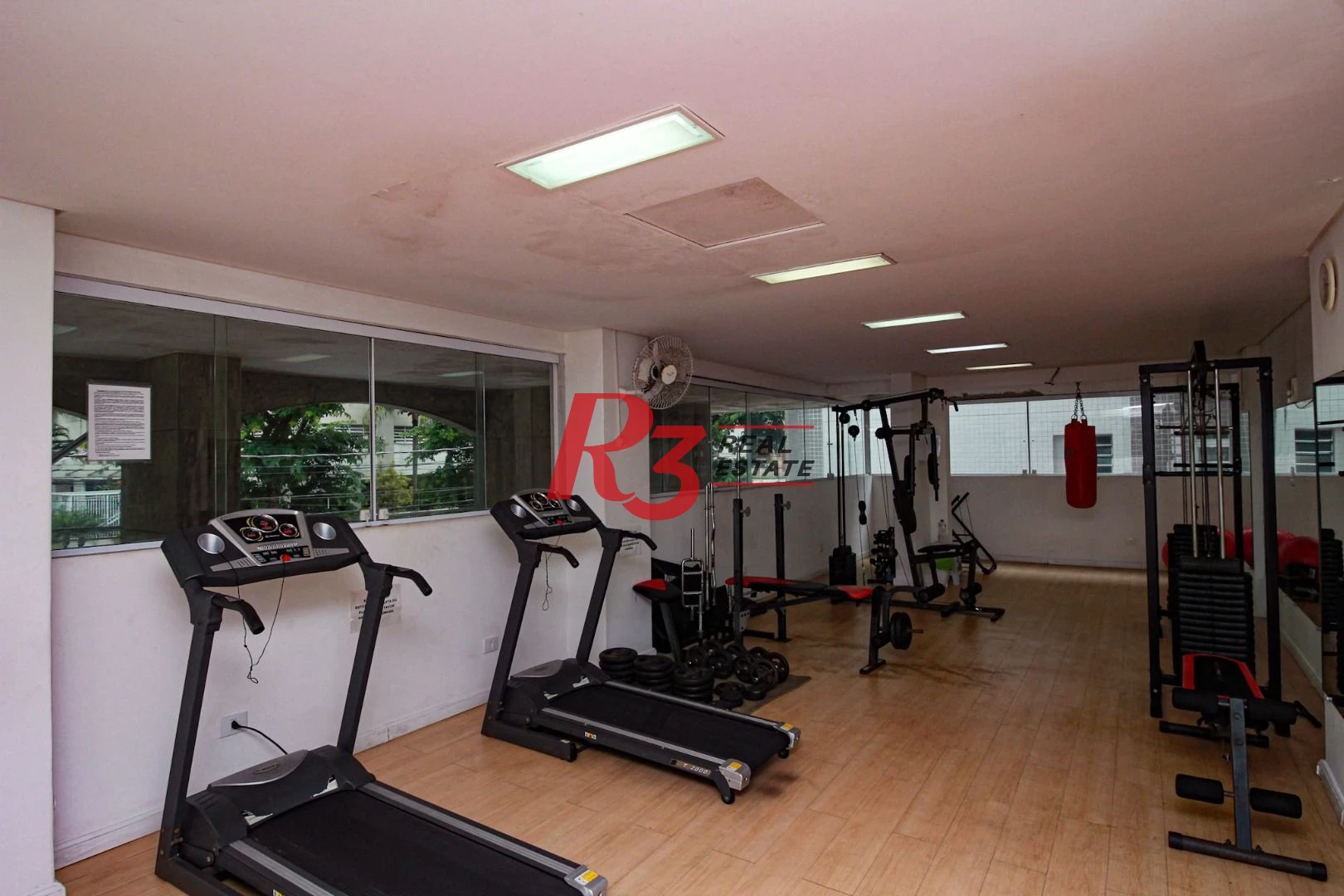 Apartamento com 3 dormitórios para alugar, 160 m² por R$ 7.500,00/mês - Gonzaga - Santos/SP