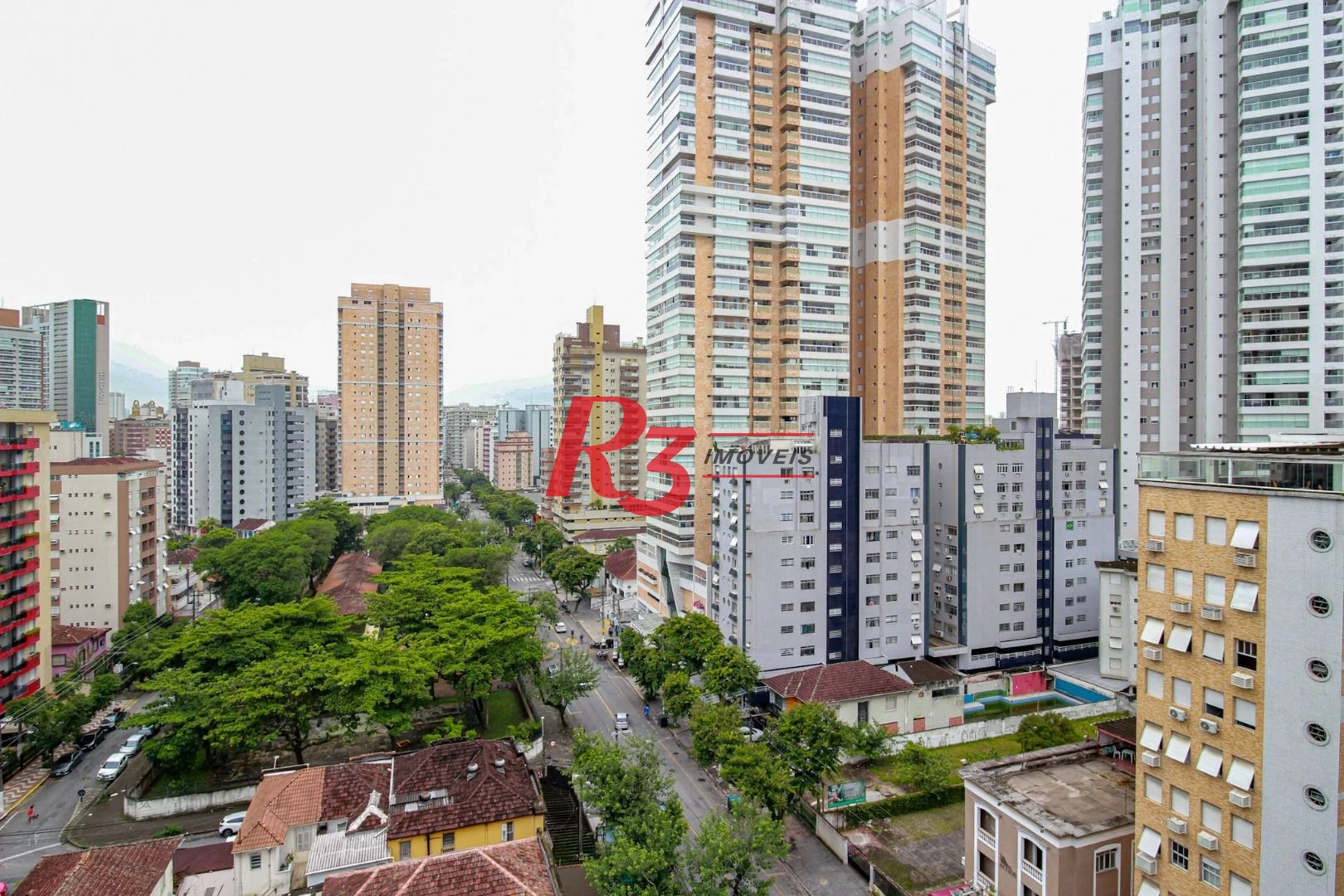 Apartamento com 3 dormitórios à venda, 150 m² por R$ 1.180.000,00 - Gonzaga - Santos/SP