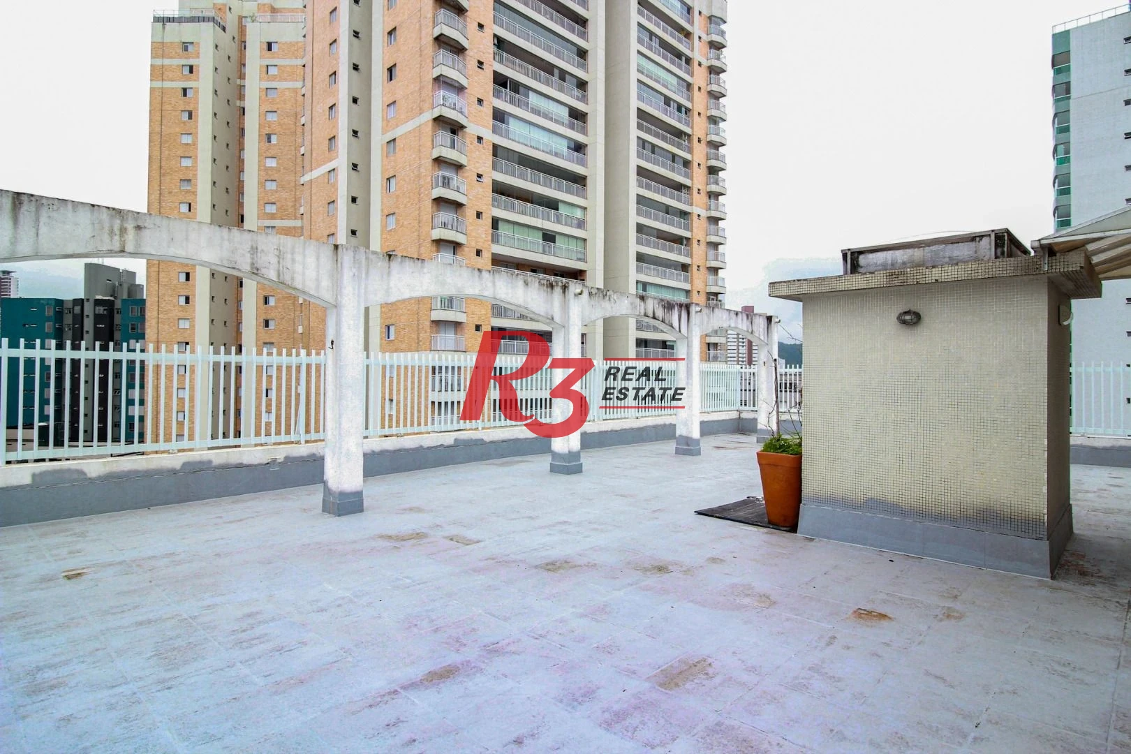 Apartamento com 3 dormitórios para alugar, 160 m² por R$ 7.500,00/mês - Gonzaga - Santos/SP