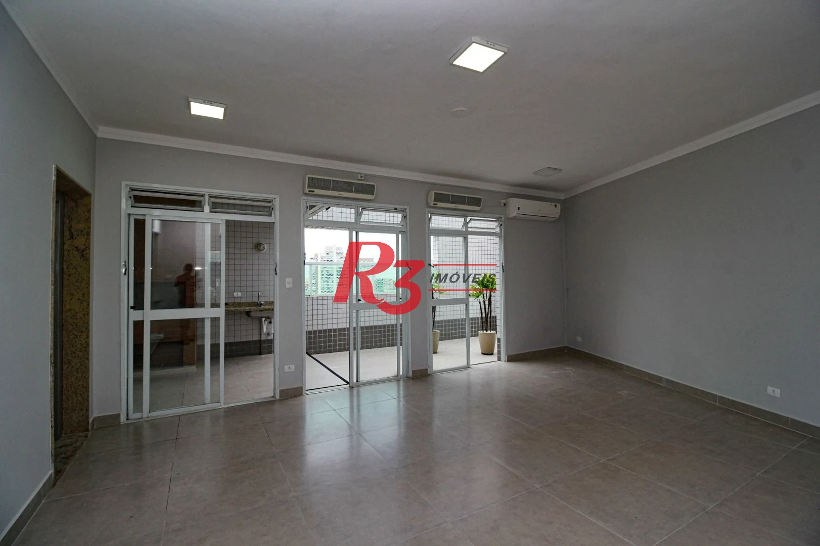 Apartamento com 3 dormitórios à venda, 93 m² por R$ 1.300.000,00 - Gonzaga - Santos/SP