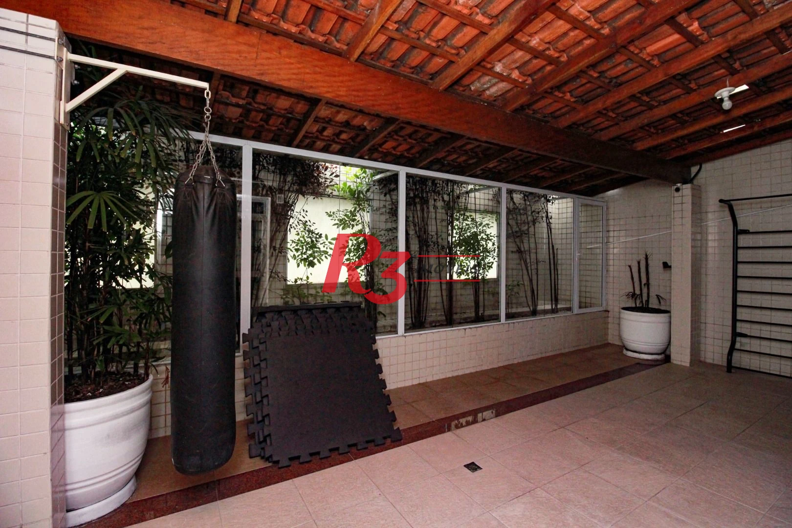 Apartamento com 2 dormitórios à venda, 91 m² por R$ 1.290.000,00 - Gonzaga - Santos/SP