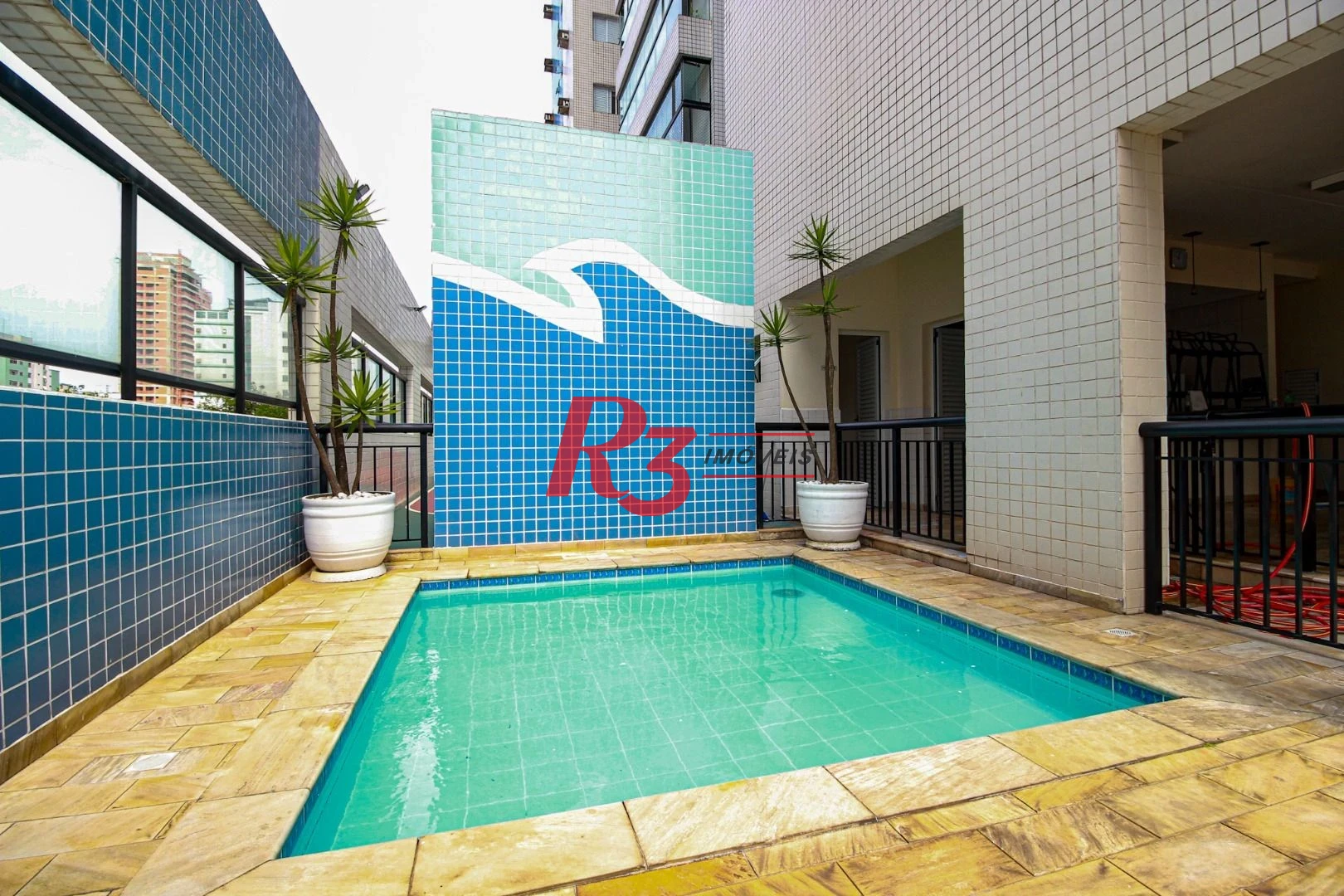 Apartamento com 2 dormitórios à venda, 91 m² por R$ 1.290.000,00 - Gonzaga - Santos/SP