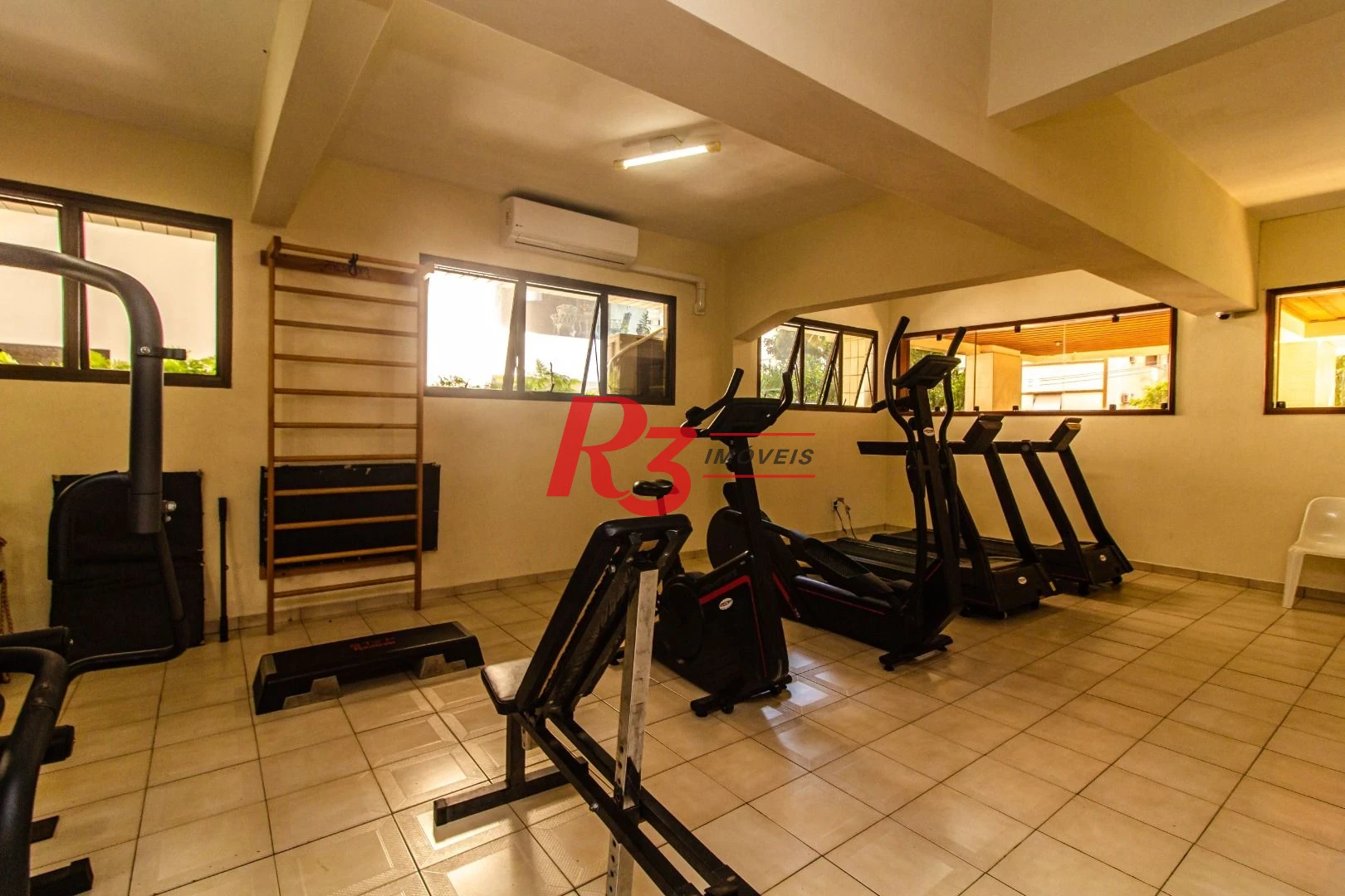 Apartamento à venda, 261 m² por R$ 1.596.000,00 - Gonzaga - Santos/SP