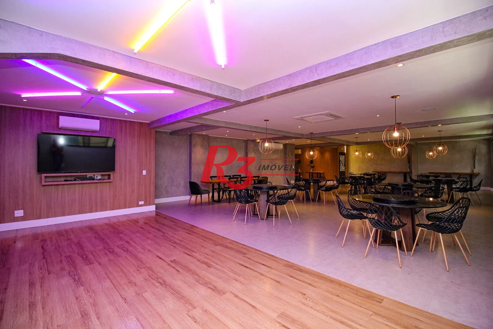 Apartamento à venda, 261 m² por R$ 1.596.000,00 - Gonzaga - Santos/SP