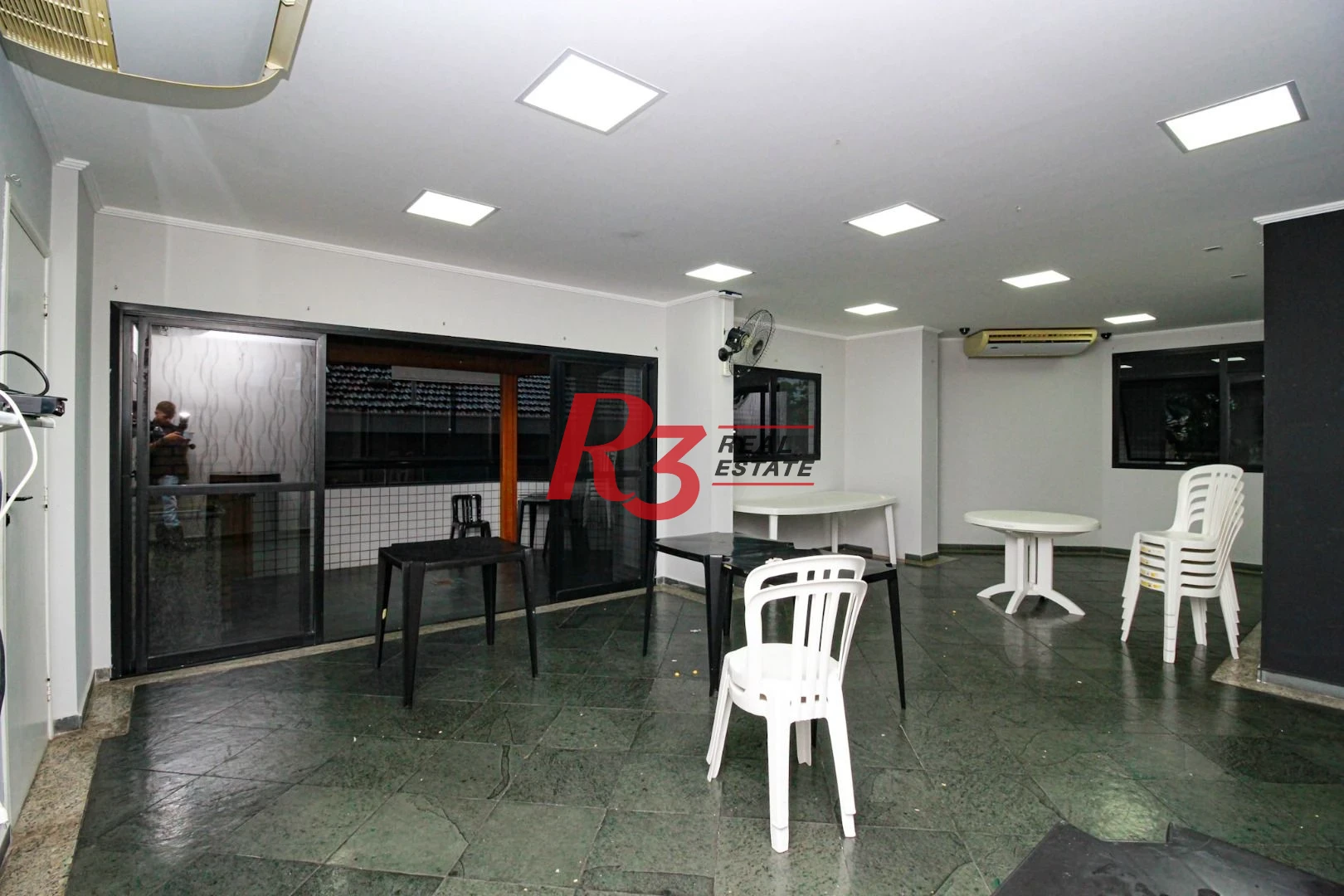 Cobertura com 4 dormitórios à venda, 225m² - Ponta da Praia - Santos/SP