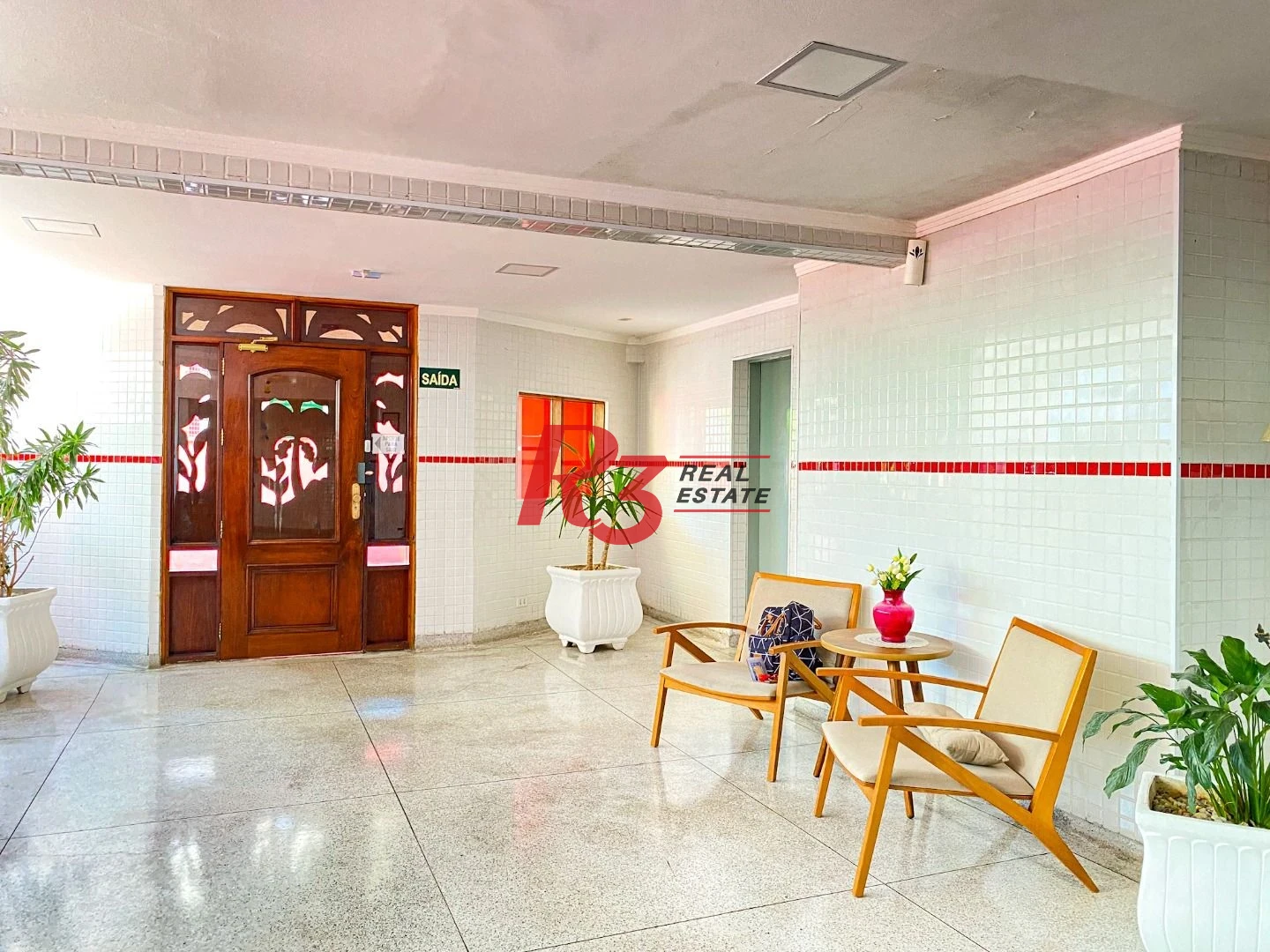 Apartamento com 2 dormitórios à venda, 43 m² por R$ 250.000,00 - Saboó - Santos/SP