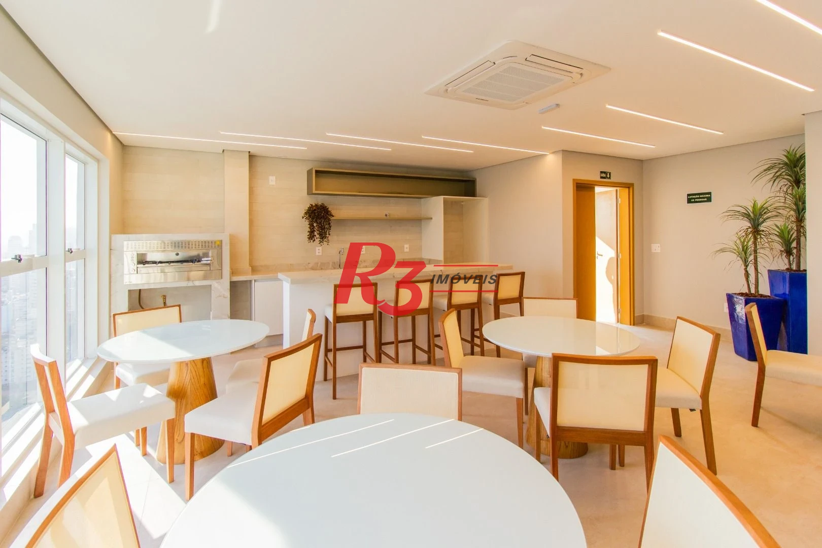 Apartamento com 2 dormitórios à venda, 99 m² por R$ 2.300.000,00 - Aparecida - Santos/SP