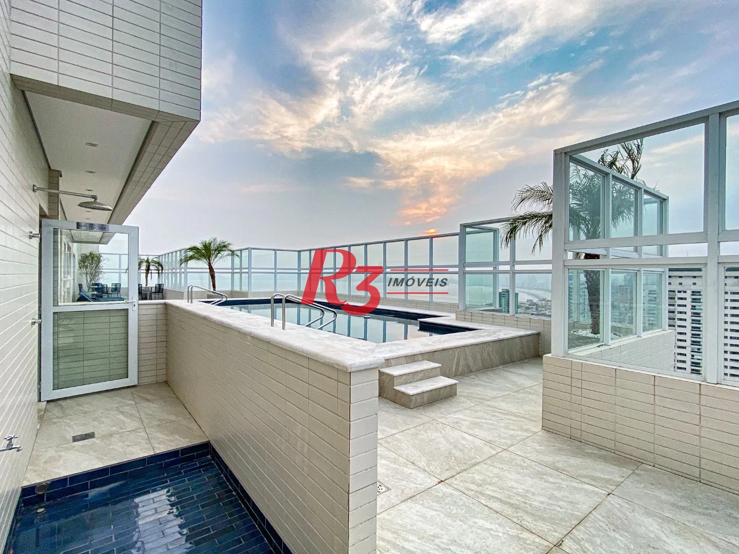Apartamento com 2 dormitórios à venda, 99 m² por R$ 2.300.000,00 - Aparecida - Santos/SP