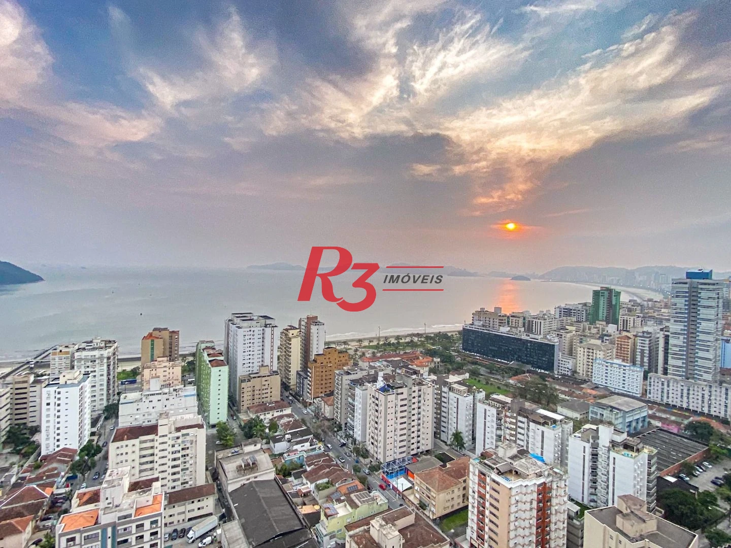 Apartamento com 2 dormitórios à venda, 99 m² por R$ 2.300.000,00 - Aparecida - Santos/SP