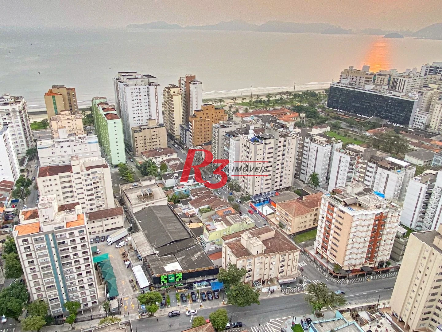 Apartamento com 2 dormitórios à venda, 99 m² por R$ 2.300.000,00 - Aparecida - Santos/SP