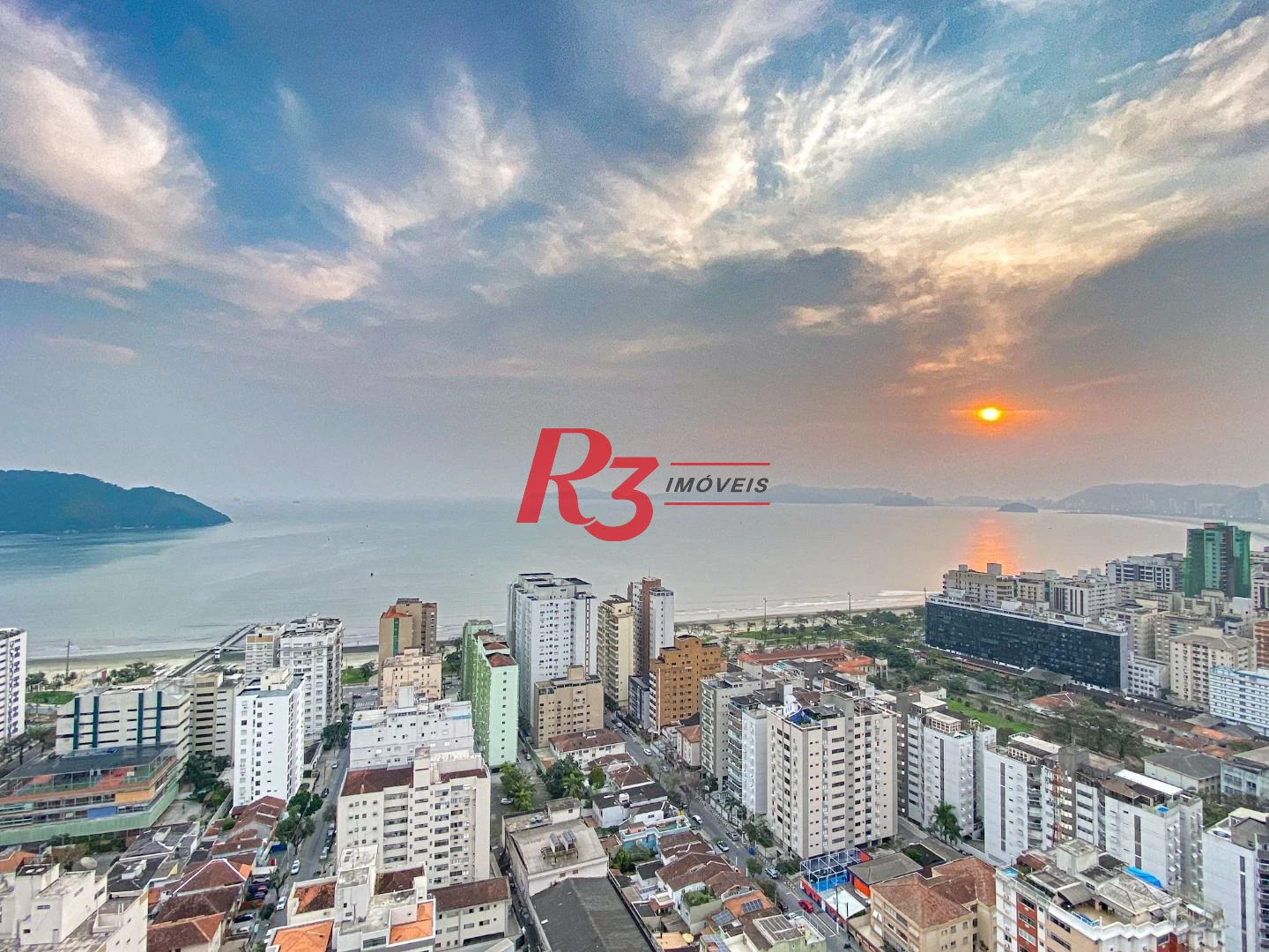Apartamento com 2 dormitórios à venda, 99 m² por R$ 2.300.000,00 - Aparecida - Santos/SP