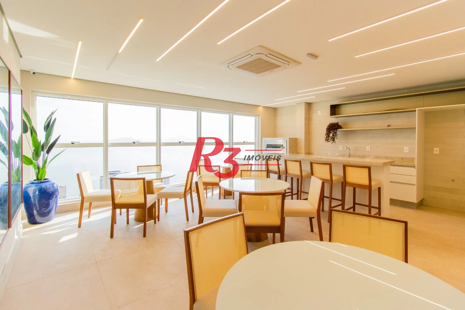 Apartamento com 2 dormitórios à venda, 99 m² por R$ 2.300.000,00 - Aparecida - Santos/SP