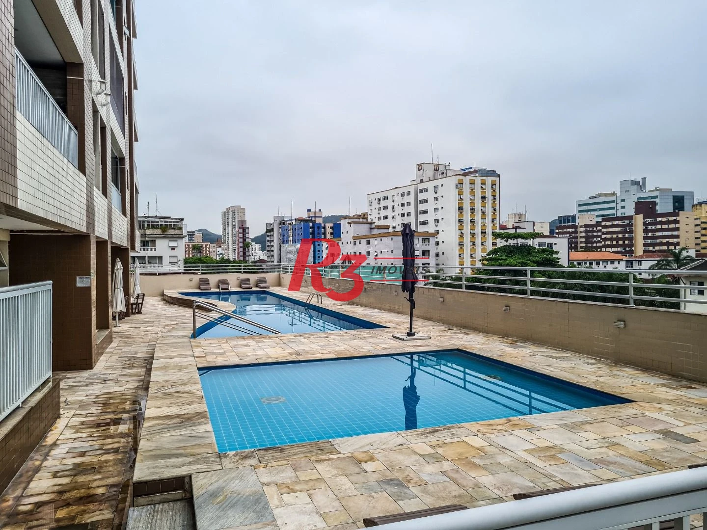 Apartamento com 3 dormitórios à venda, 92 m² por R$ 899.000,00 - Encruzilhada - Santos/SP