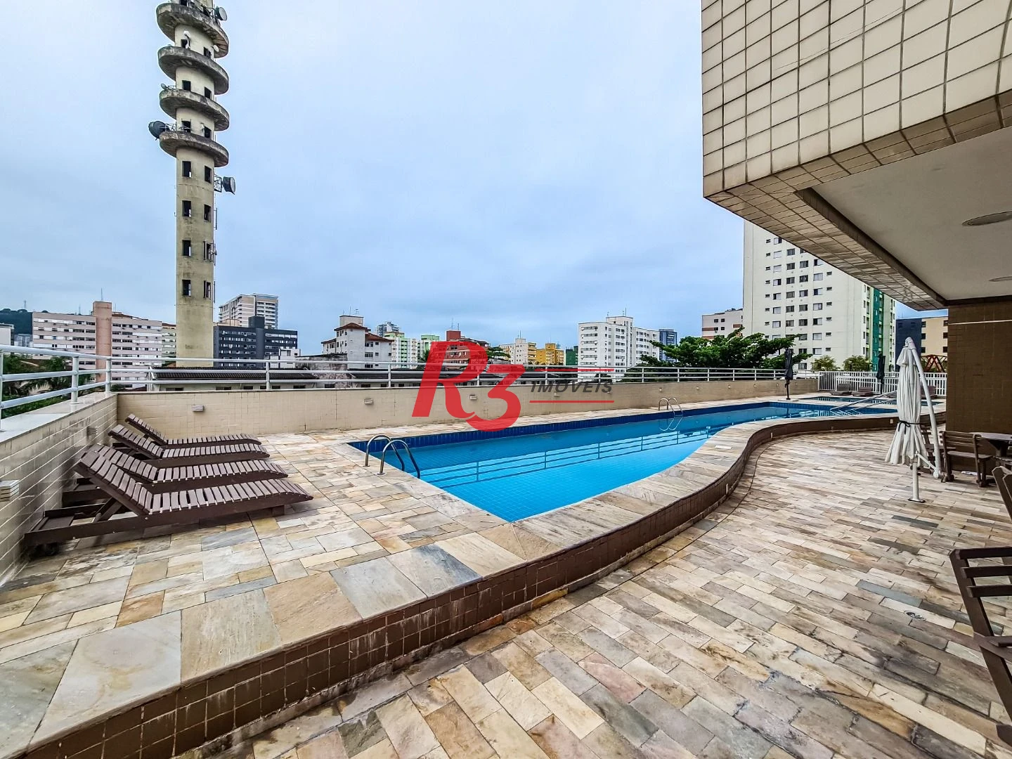 Apartamento com 3 dormitórios à venda, 92 m² por R$ 899.000,00 - Encruzilhada - Santos/SP