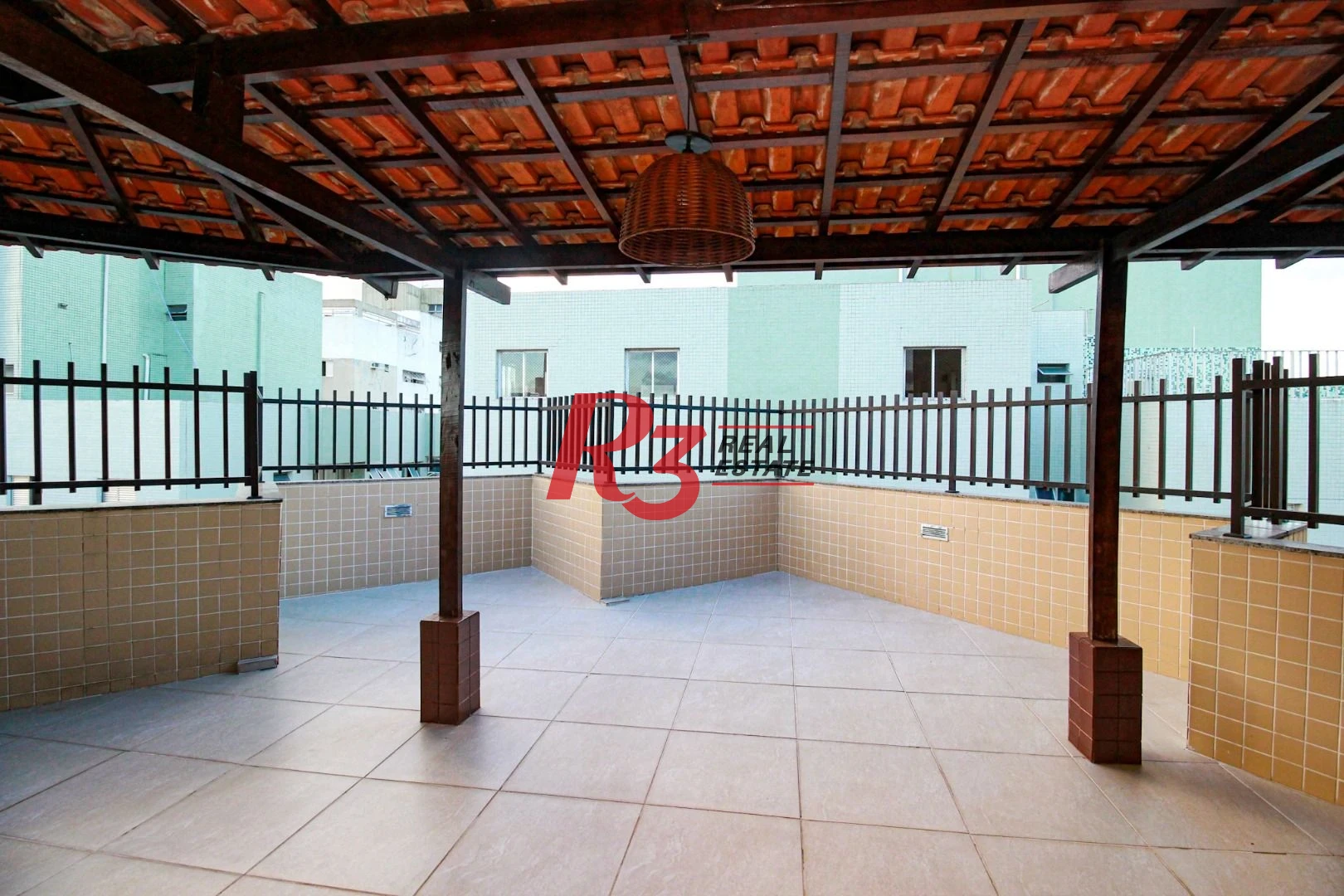 OPortunidade à venda em Santos, 1 quarto, portaria 24h, lazer completo, condição muito especial, localização ótima!!