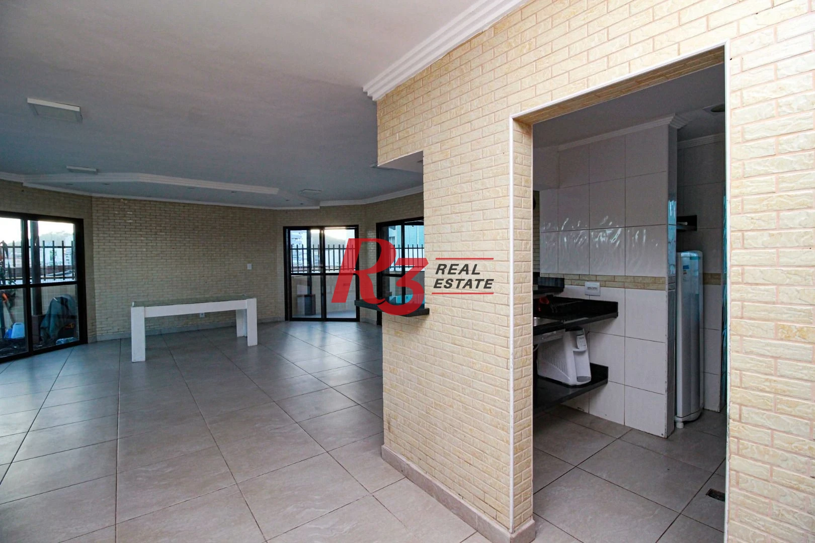 OPortunidade à venda em Santos, 1 quarto, portaria 24h, lazer completo, condição muito especial, localização ótima!!