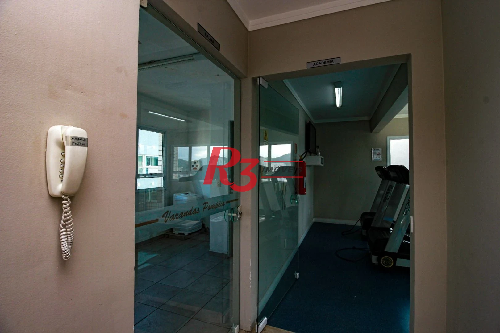 Apartamento com 3 dormitórios à venda, 139 m² por R$ 1.330.000,00 - Pompéia - Santos/SP
