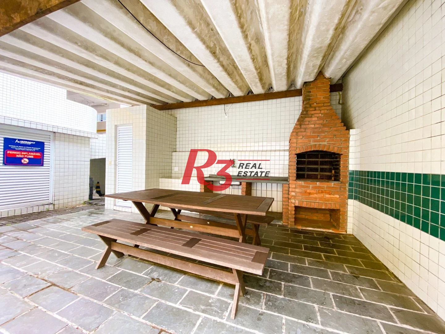 Cobertura com 4 dormitórios à venda, 255 m² por R$ 1.900.000,00 - Boqueirão - Santos/SP