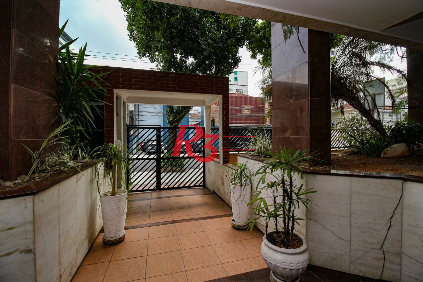 Apartamento com 3 dormitórios à venda, 140 m² por R$ 799.000,00 - Gonzaga - Santos/SP
