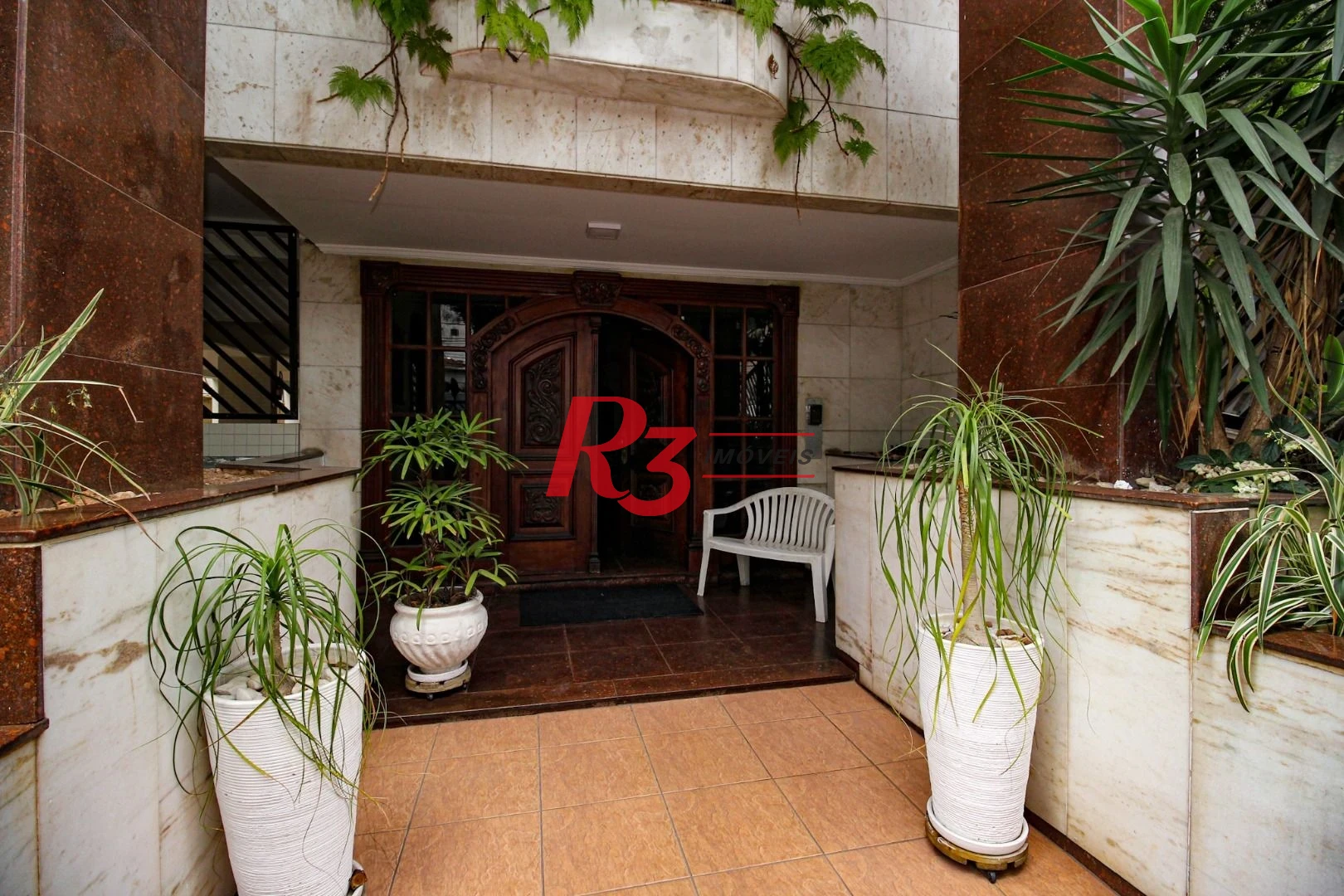 Apartamento com 3 dormitórios à venda, 140 m² por R$ 799.000,00 - Gonzaga - Santos/SP