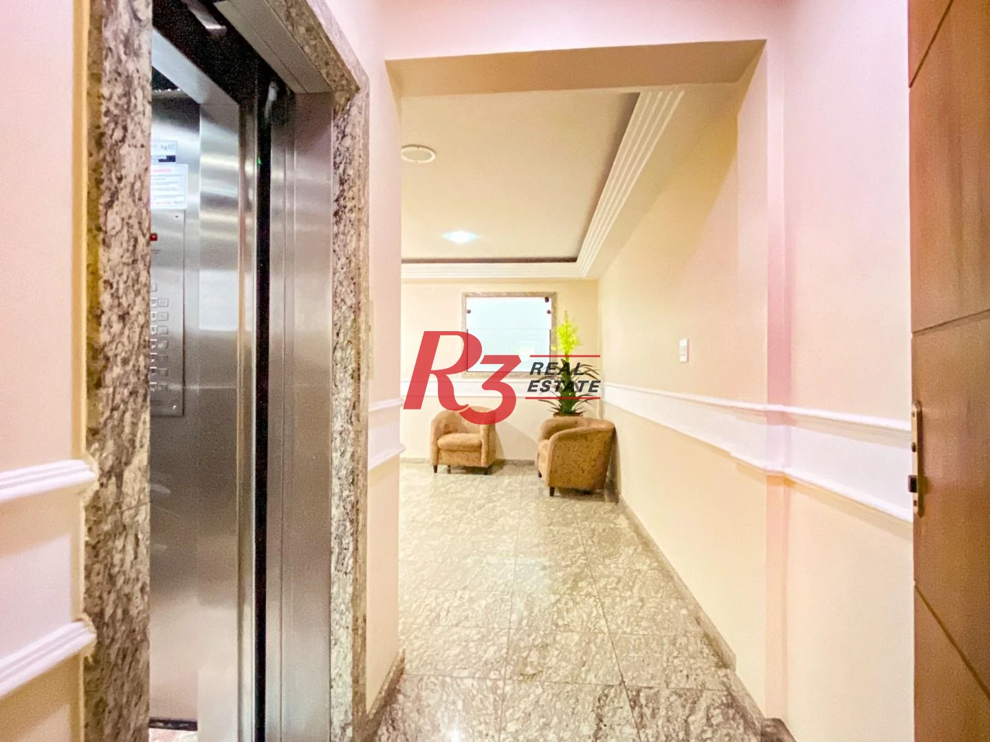 Apartamento à venda, 90 m² por R$ 425.000,00 - Marapé - Santos/SP
