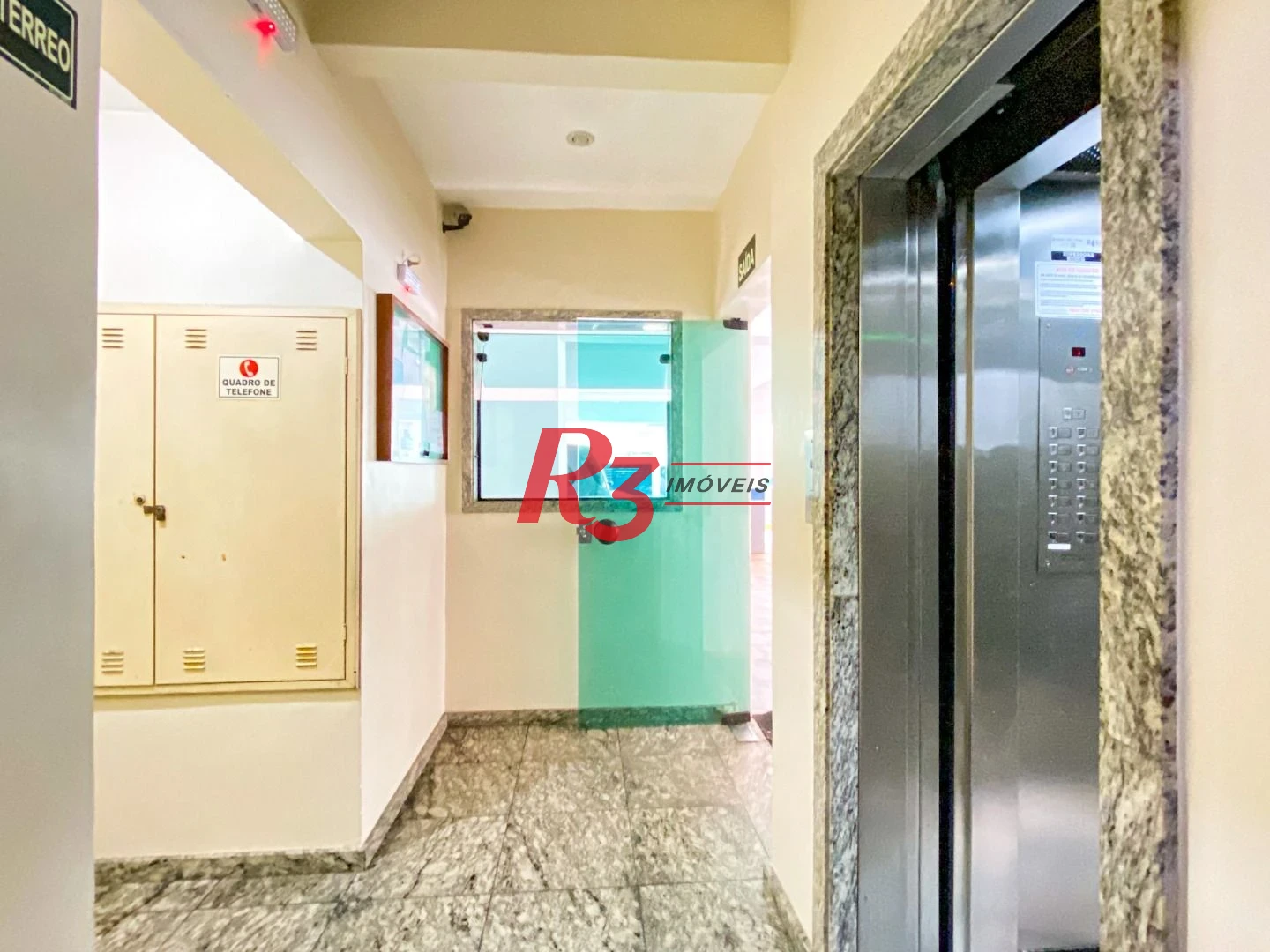 Apartamento à venda, 90 m² por R$ 425.000,00 - Marapé - Santos/SP