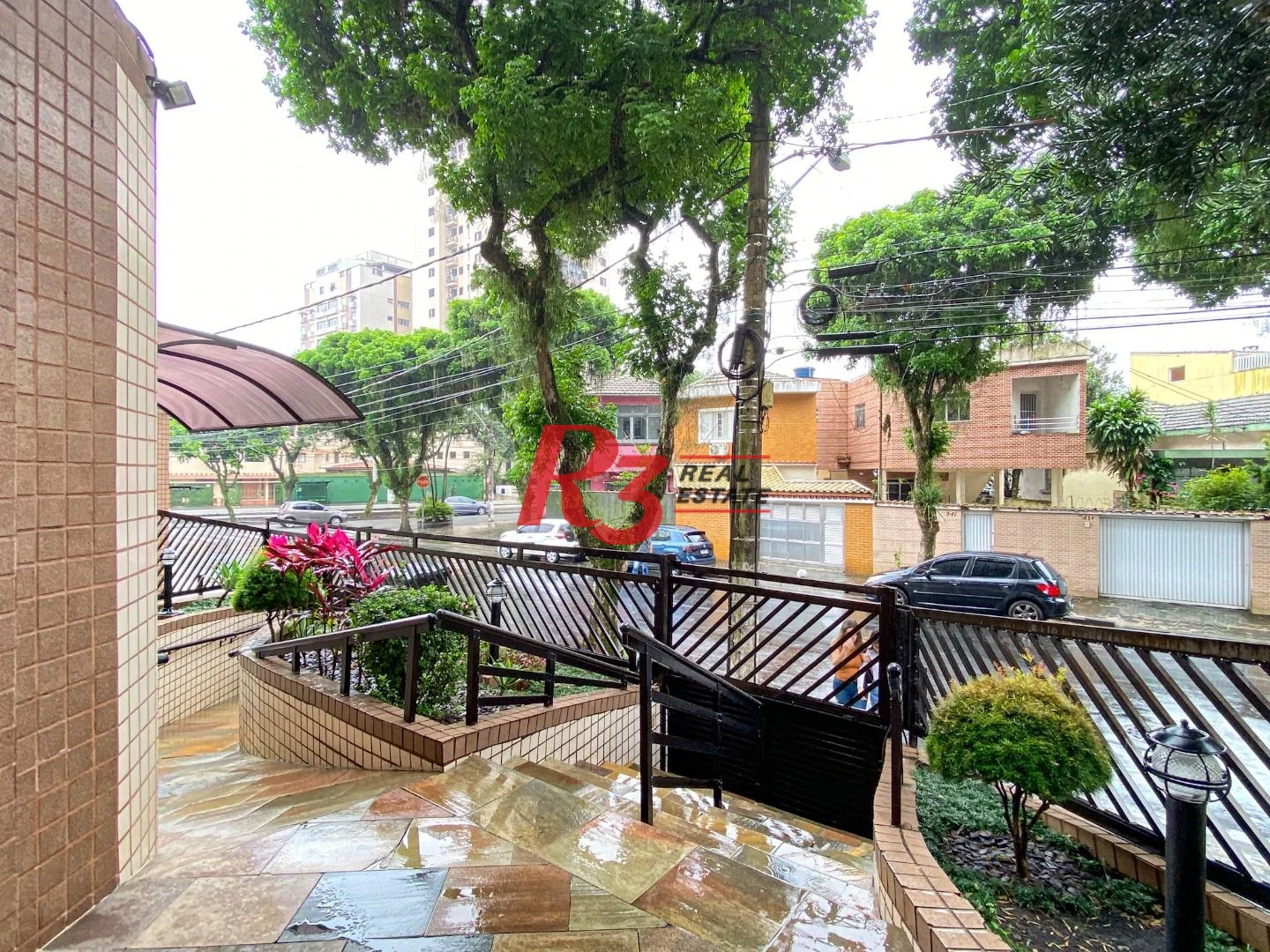 Apartamento com 2 dormitórios à venda, 77 m² por R$ 539.000,00 - Embaré - Santos/SP
