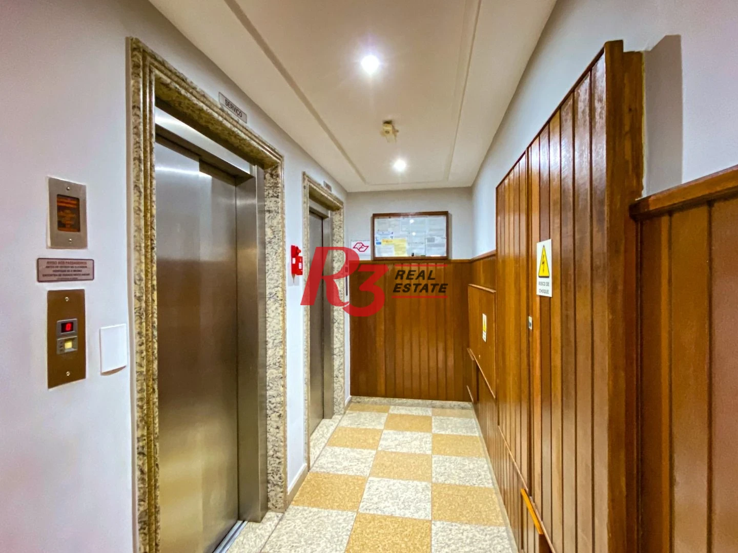 Apartamento com 2 dormitórios à venda, 77 m² por R$ 539.000,00 - Embaré - Santos/SP