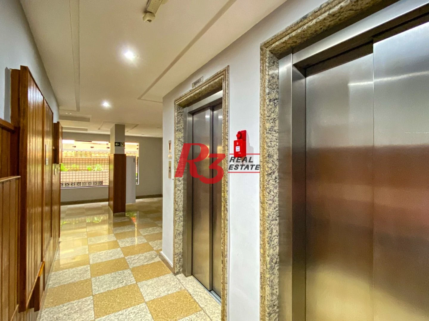 Apartamento com 2 dormitórios à venda, 77 m² por R$ 539.000,00 - Embaré - Santos/SP