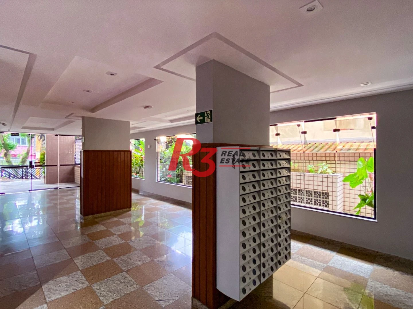 Apartamento com 2 dormitórios à venda, 77 m² por R$ 539.000,00 - Embaré - Santos/SP