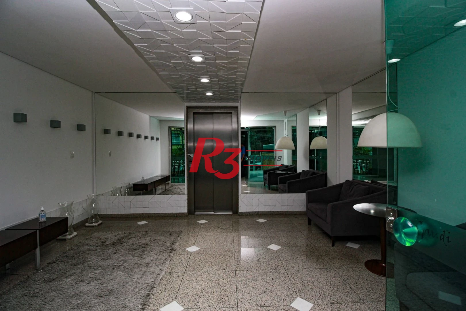 Apartamento com 4 suítes à venda, 200 m² por R$ 3.000.000,00 - Gonzaga - Santos/SP