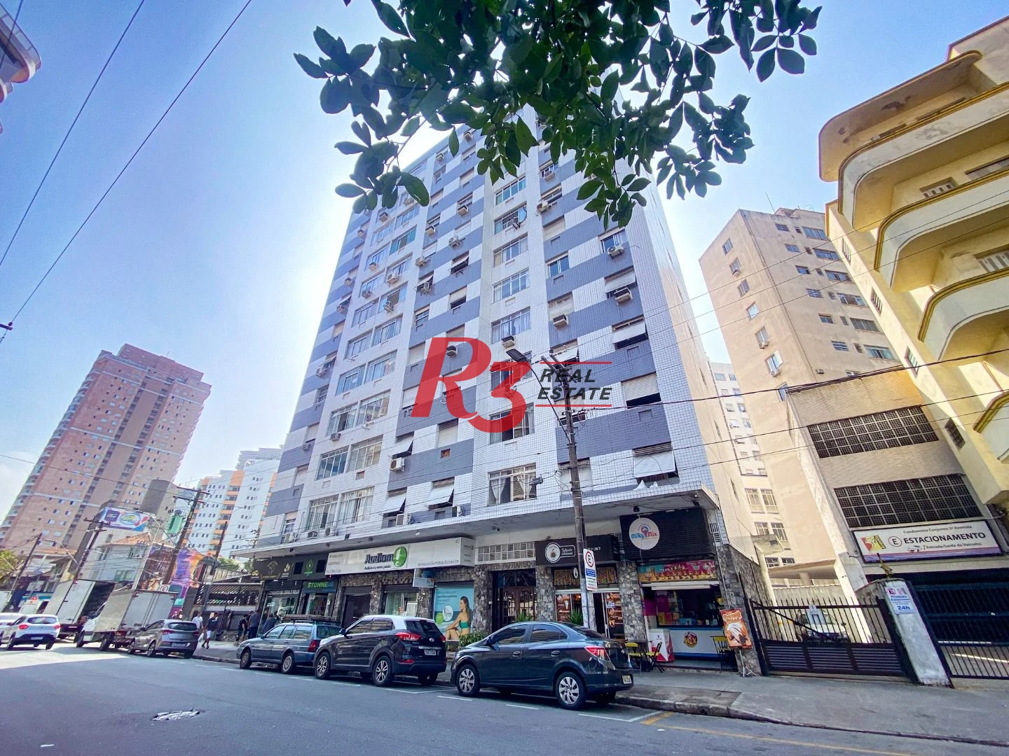 Apartamento com 2 dormitórios à venda, 85 m² por R$ 650.000,00 - Gonzaga - Santos/SP