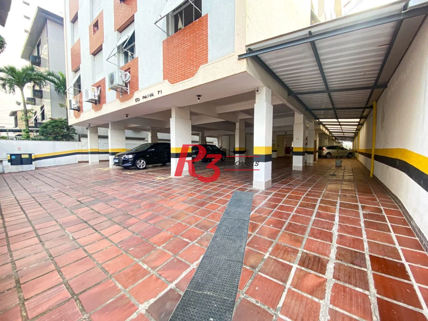 Apartamento com 2 dormitórios à venda, 91 m² por R$ 620.000,00 - Gonzaga - Santos/SP