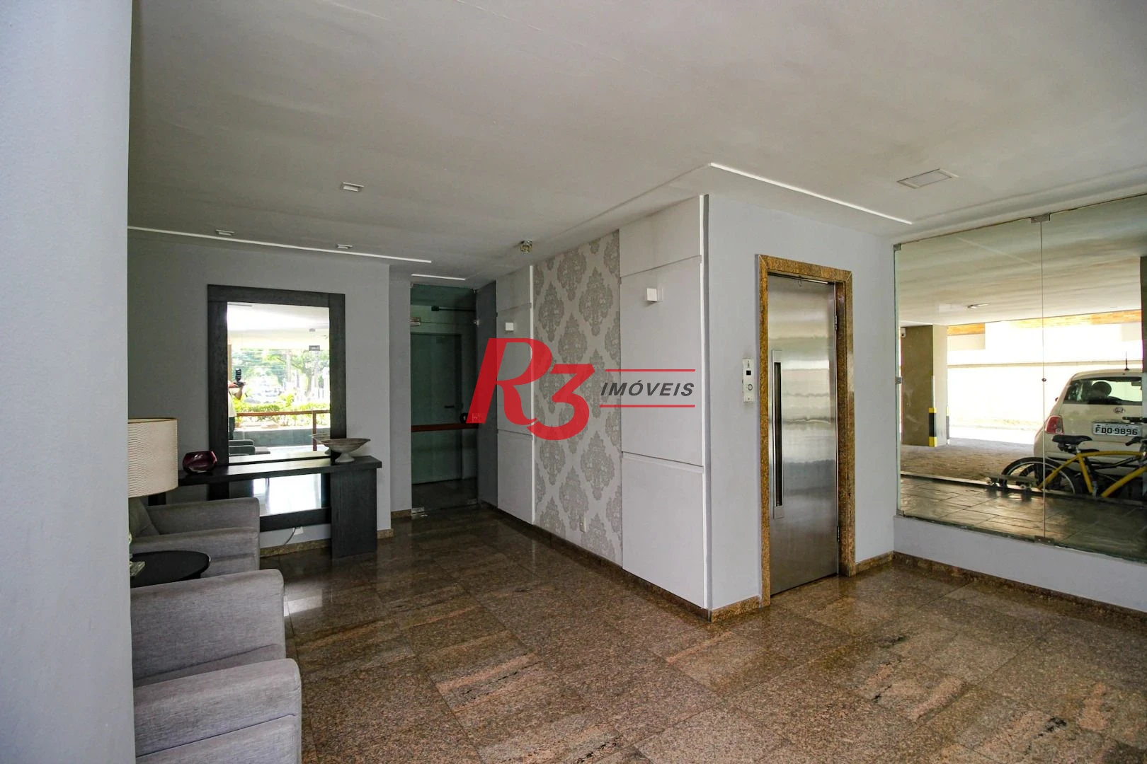 Apartamento com 3 dormitórios à venda, 145 m² por R$ 2.100.000,00 - Boqueirão - Santos/SP