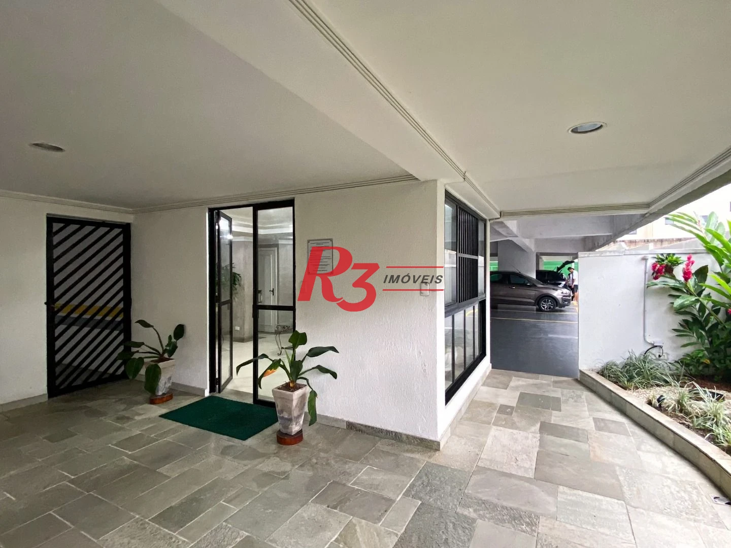 Apartamento para alugar, 48 m² por R$ 3.750,02/mês - José Menino - Santos/SP