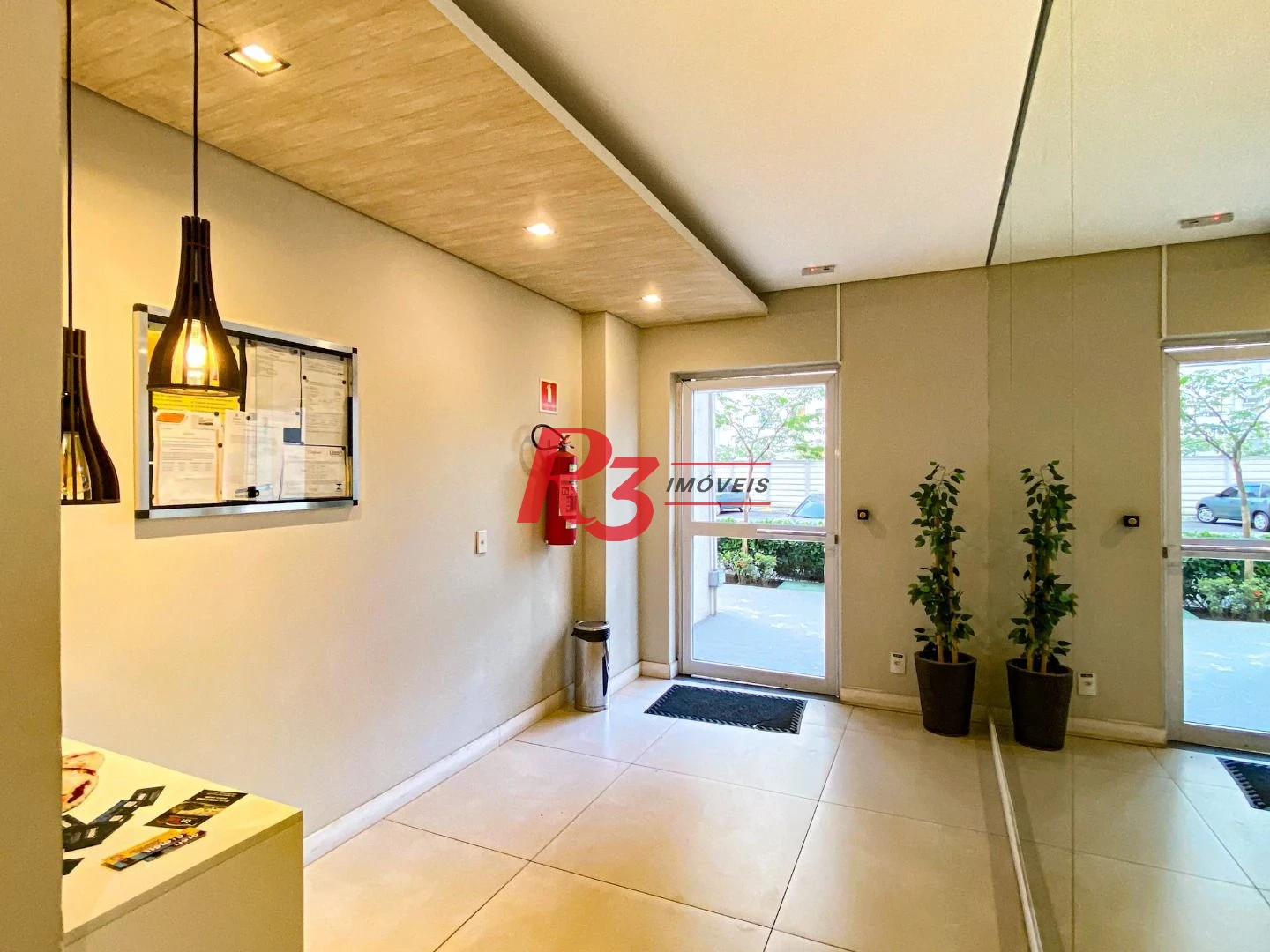 Apartamento com 2 dormitórios à venda, 45 m² por R$ 301.000,00 - Castelo - Santos/SP