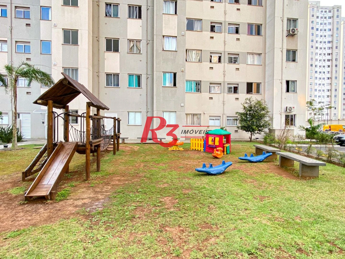 Apartamento com 2 dormitórios à venda, 45 m² por R$ 301.000,00 - Castelo - Santos/SP