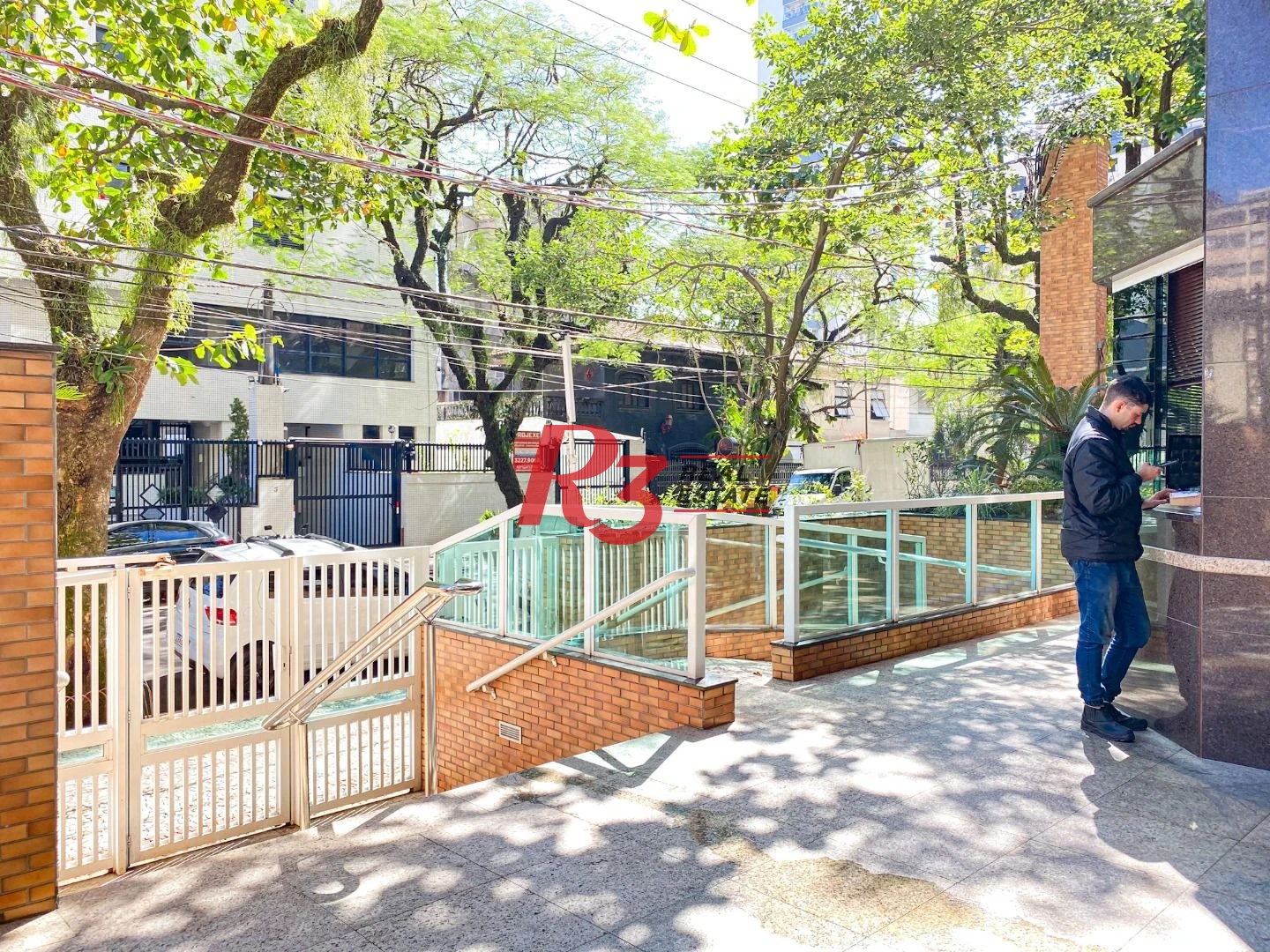 Apartamento com 2 dormitórios à venda, 115 m² por R$ 1.380.000,00 - Embaré - Santos/SP