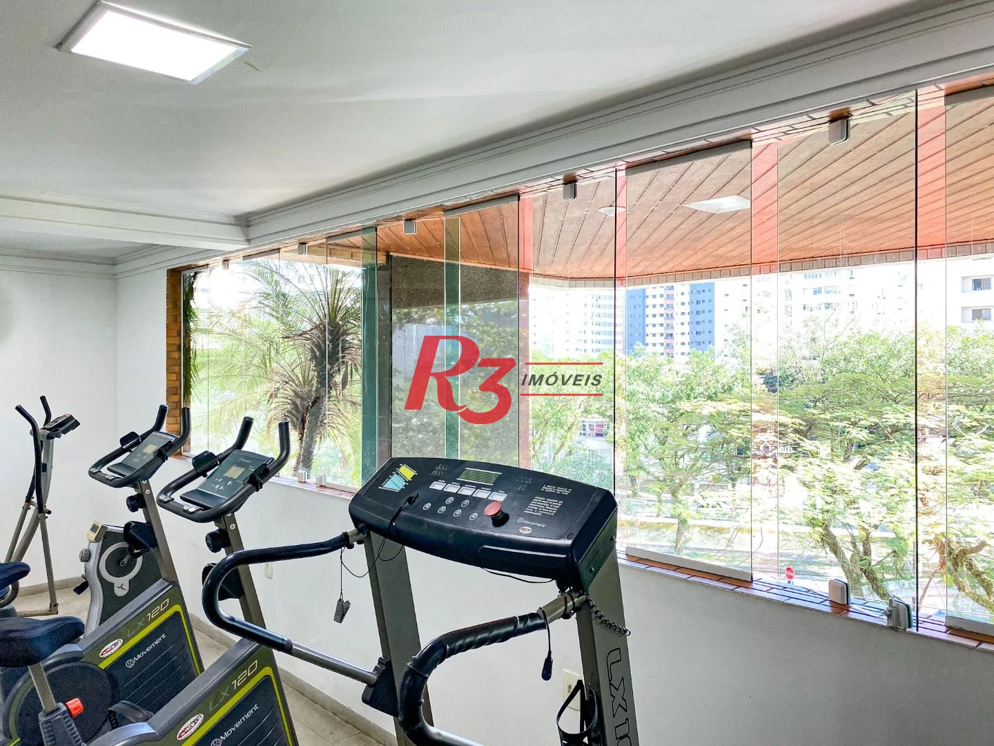 Apartamento com 3 dormitórios à venda, 132 m² por R$ 1.599.900,00 - Embaré - Santos/SP