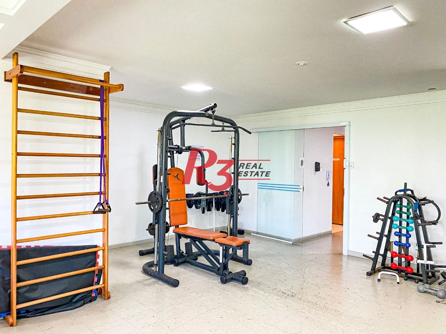 Apartamento com 2 dormitórios à venda, 115 m² por R$ 1.380.000,00 - Embaré - Santos/SP