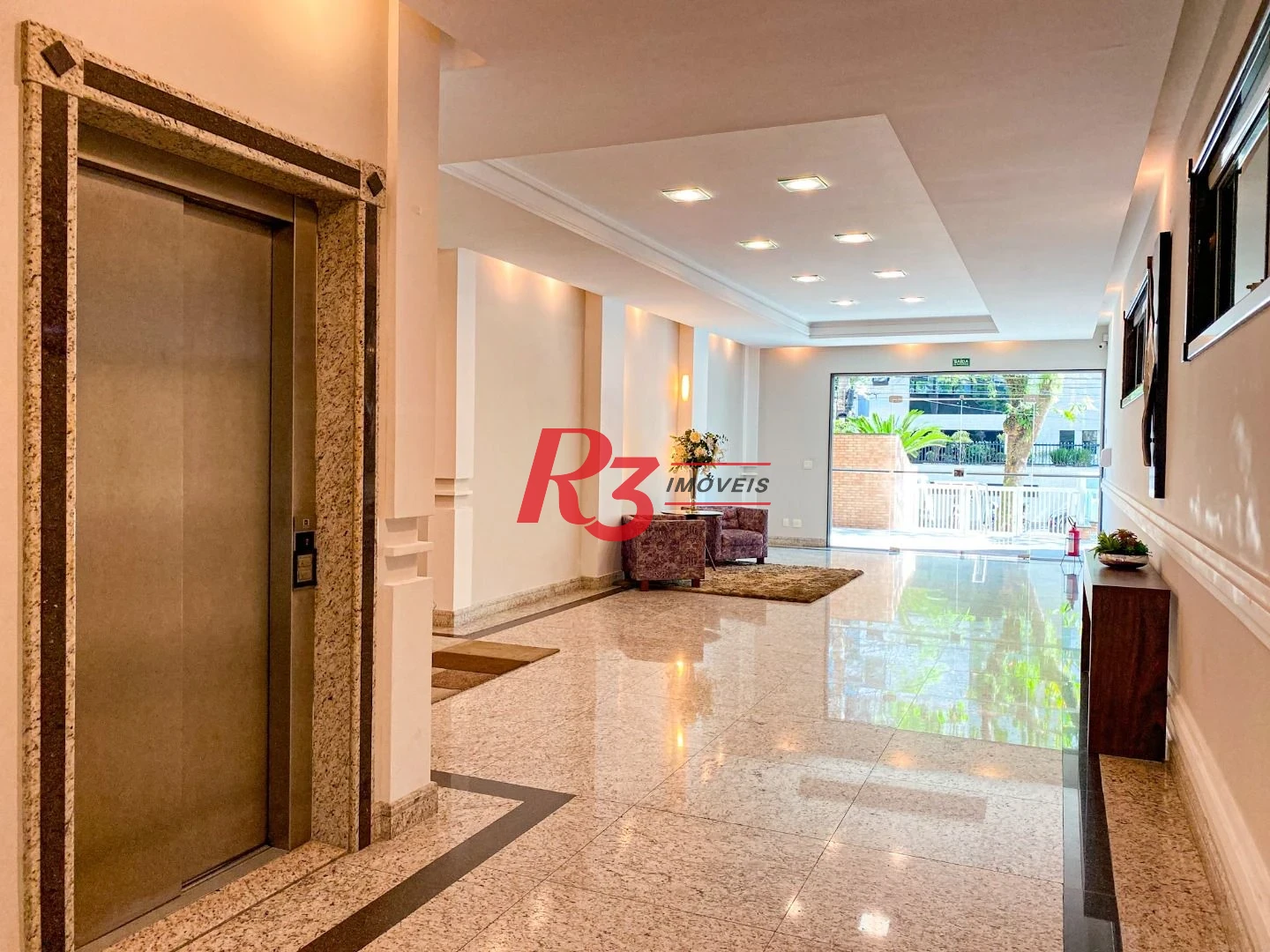 Apartamento com 3 dormitórios à venda, 132 m² por R$ 1.599.900,00 - Embaré - Santos/SP